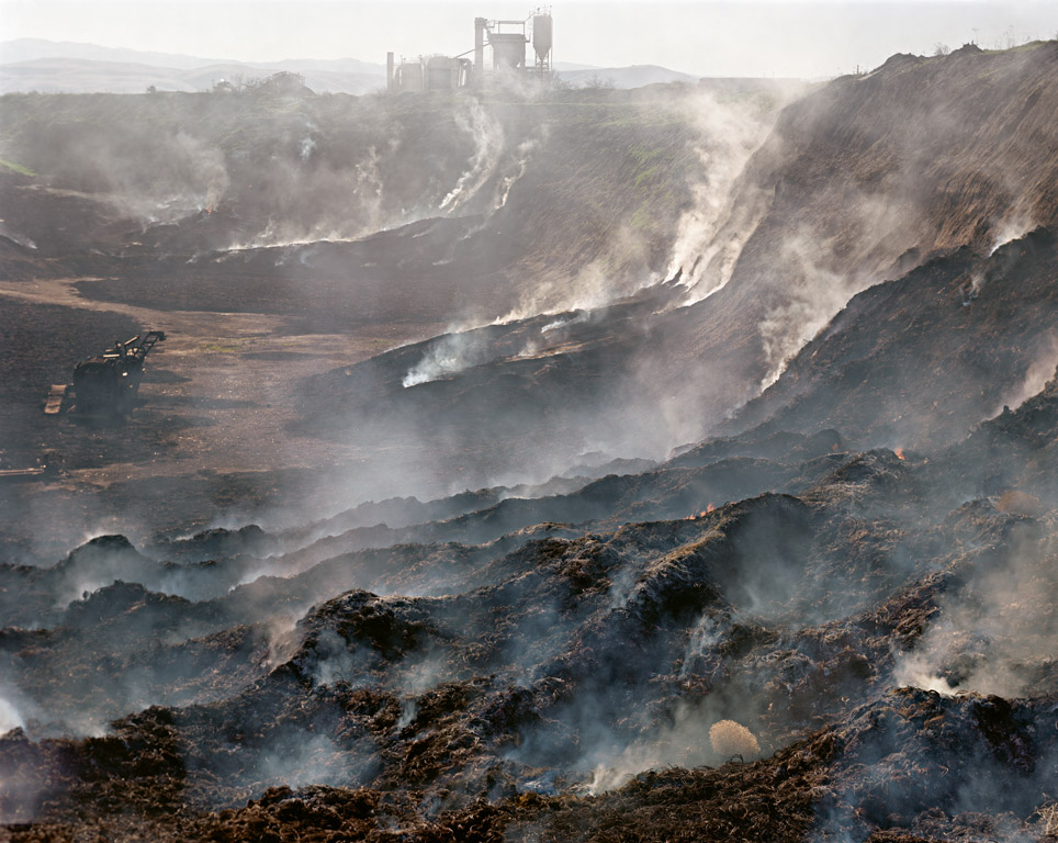 Edward Burtynsky - Stockton Tire Dump