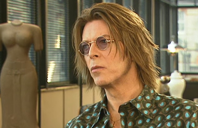 David_Bowie_2000_BBC_screengrab